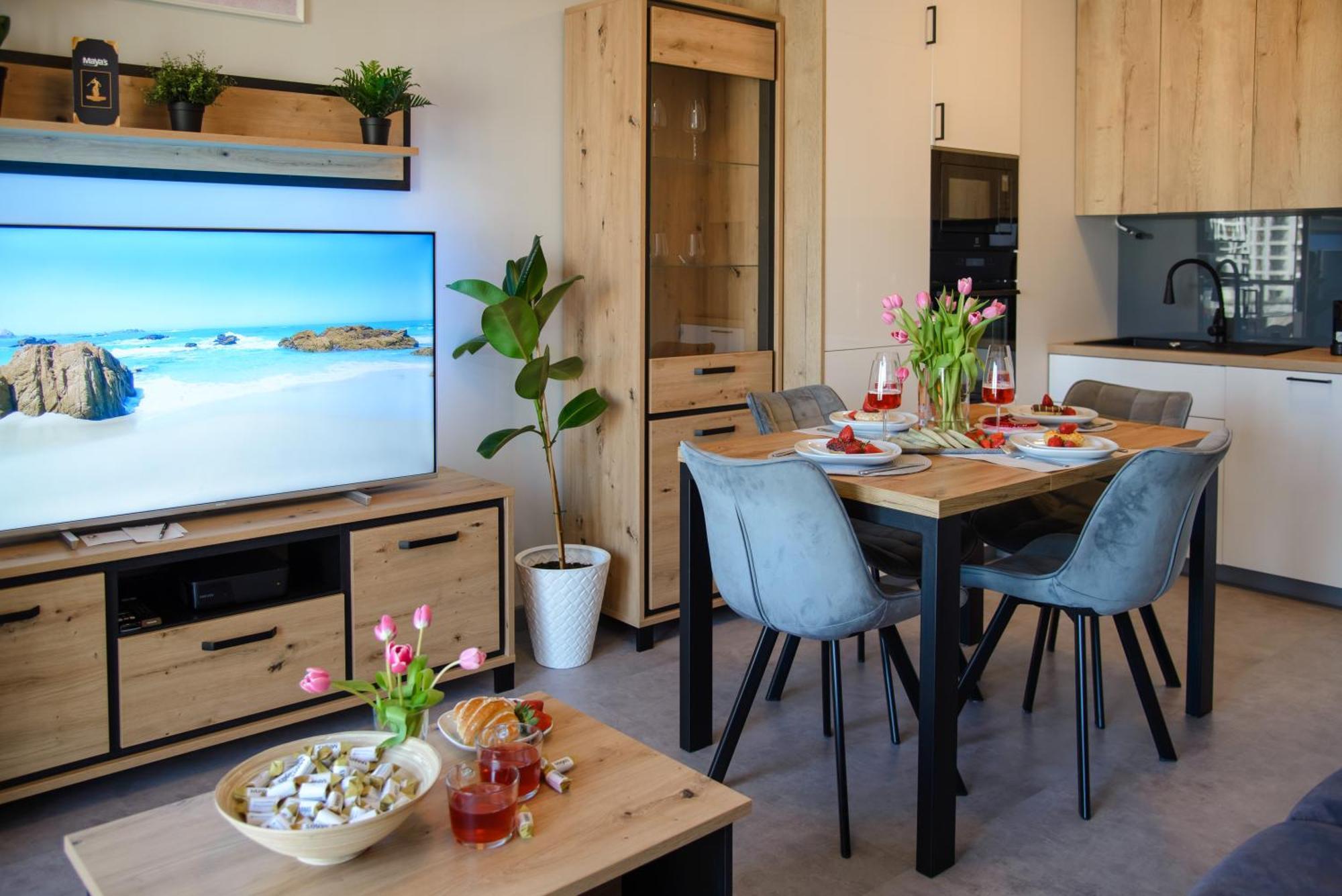 Maya's Flats & 104 - Letnica * Gdaňsk